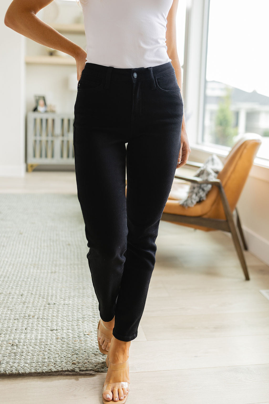Edith Mid Rise Classic Slim Jeans in Black - Southern Divas Boutique