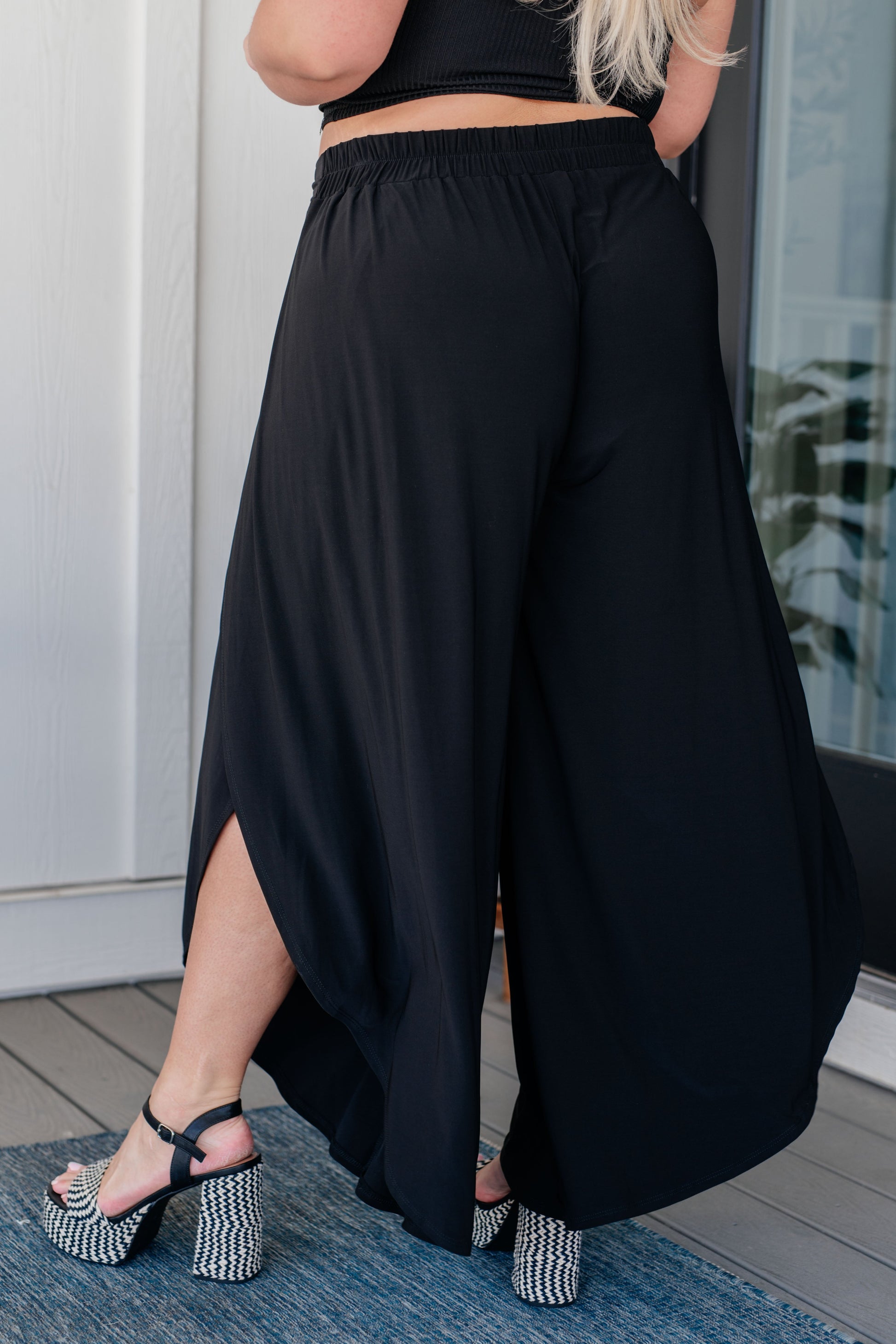 Holland Holiday Tulip Pants in Black - Southern Divas Boutique