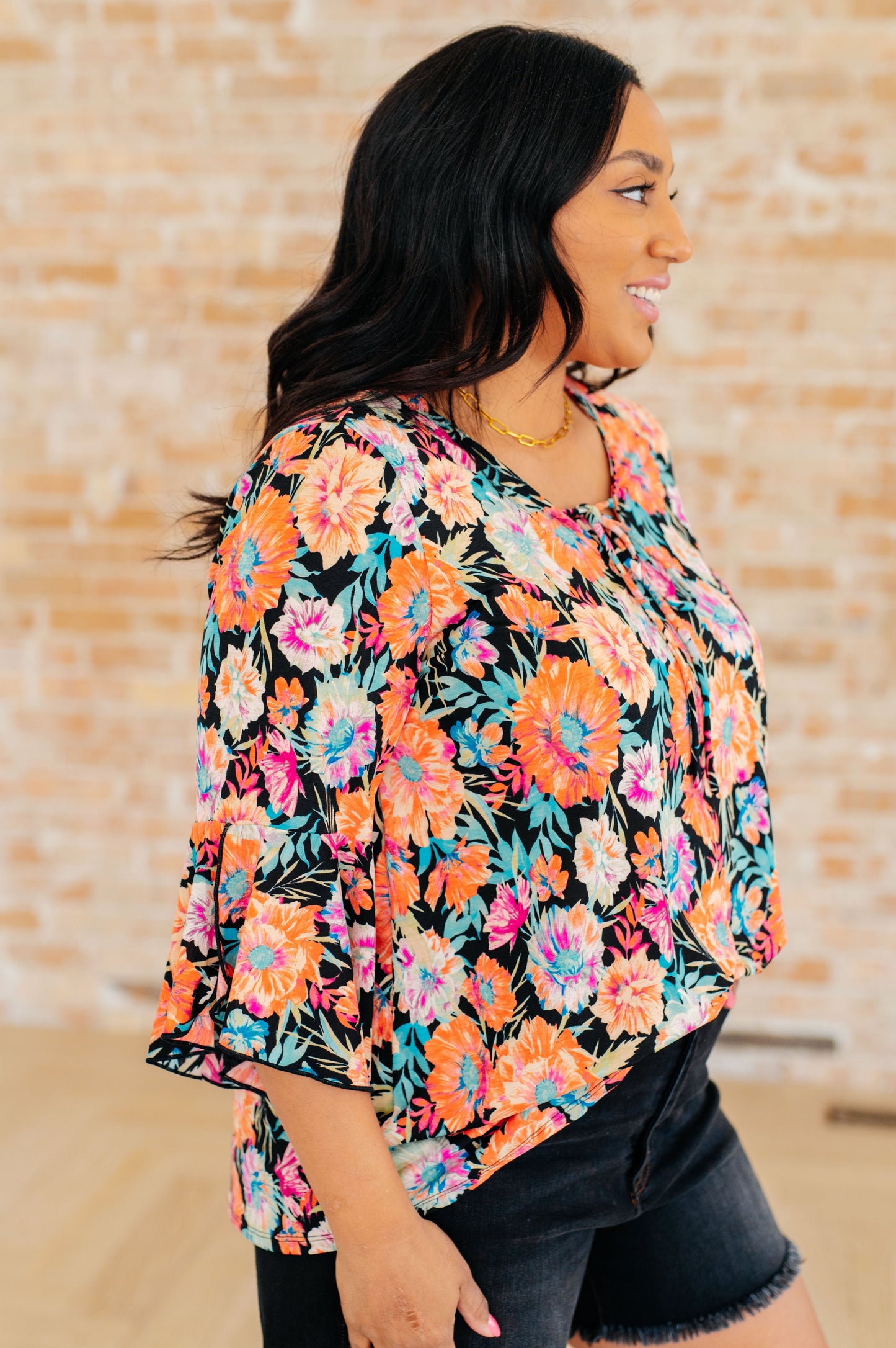Willow Bell Sleeve Top in Black and Persimmon Floral - Southern Divas Boutique