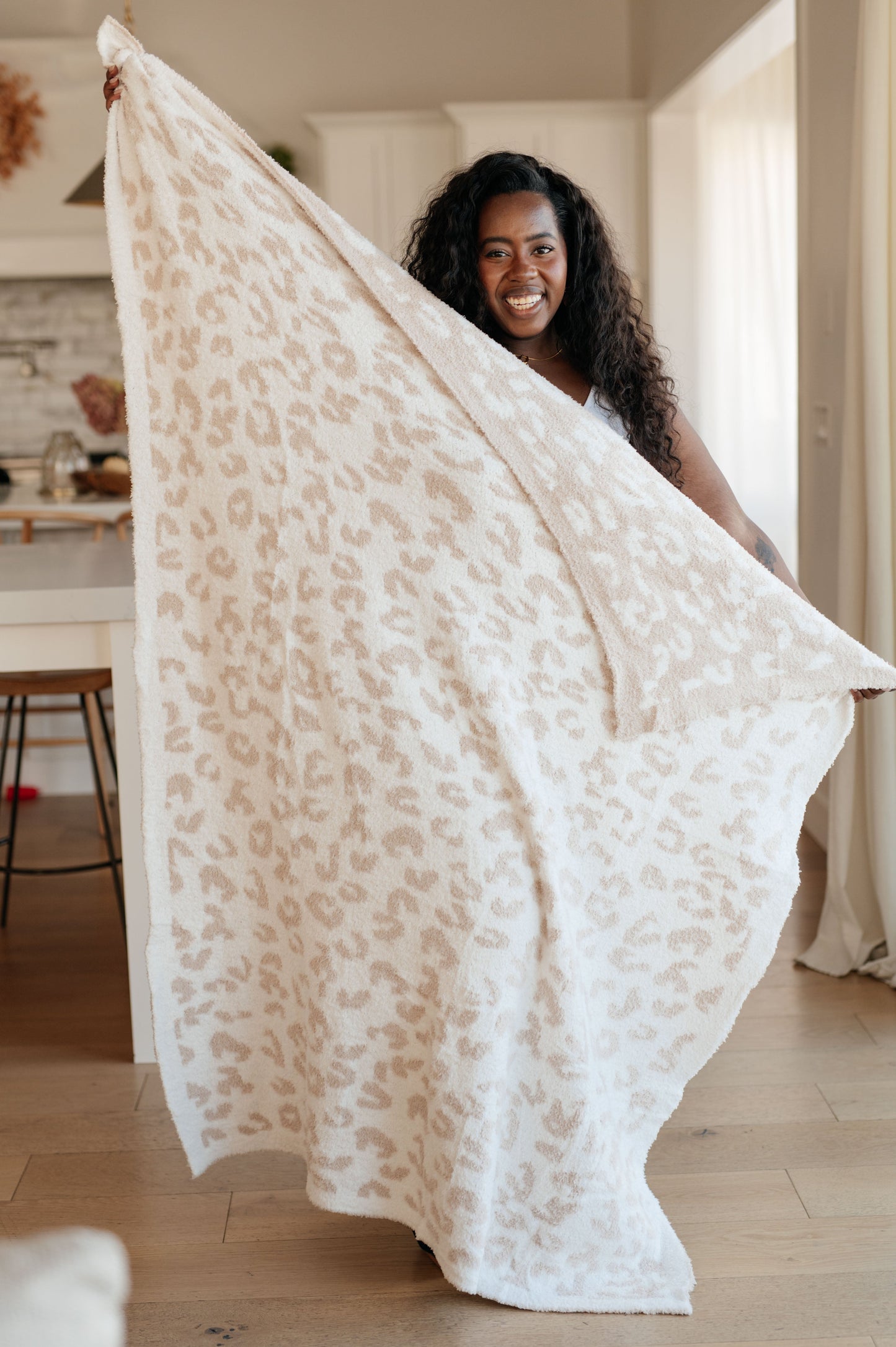 Ari Blanket Single Cuddle Size in Neutral Animal - Southern Divas Boutique