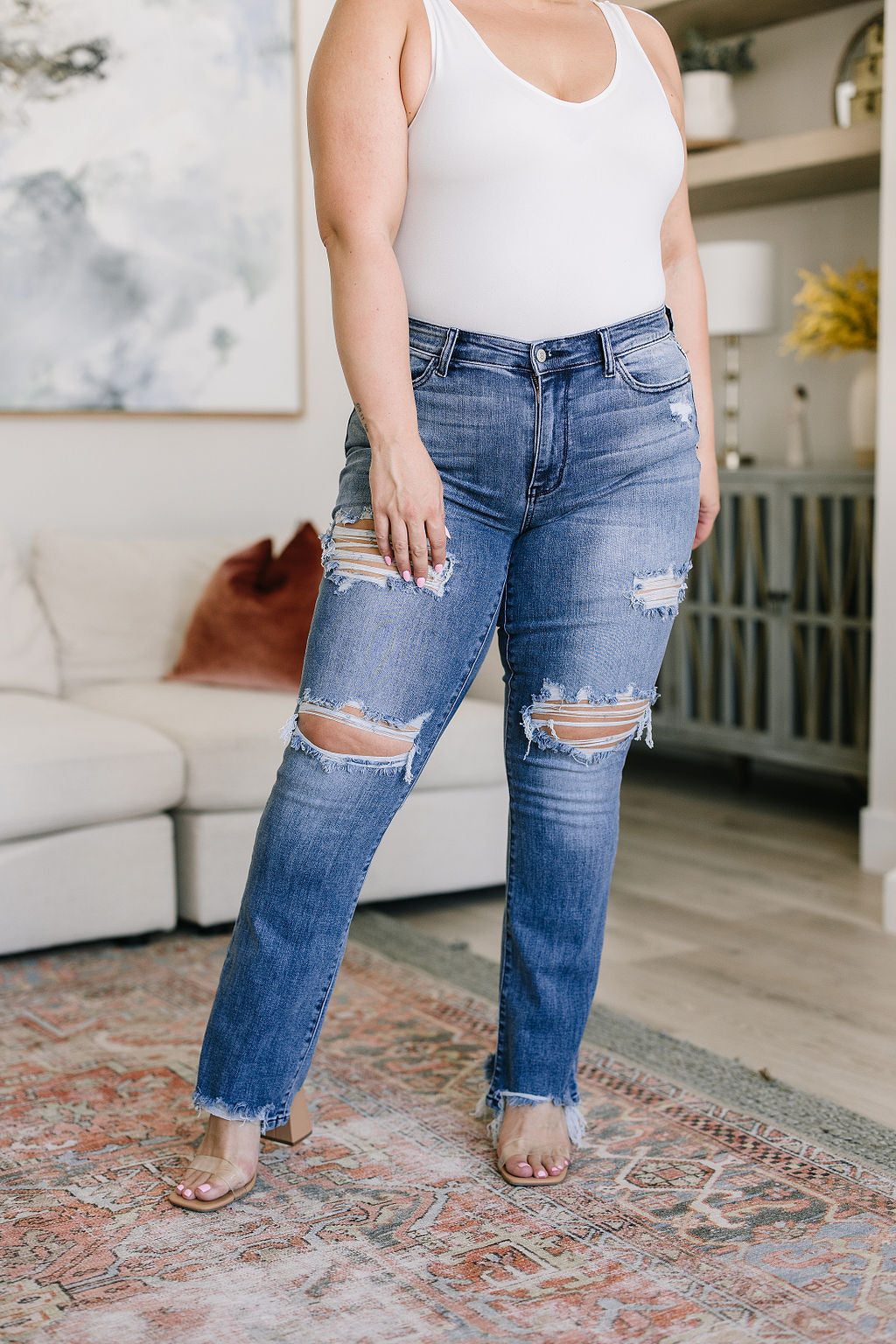 O'Hara Destroyed Straight Jeans - Southern Divas Boutique