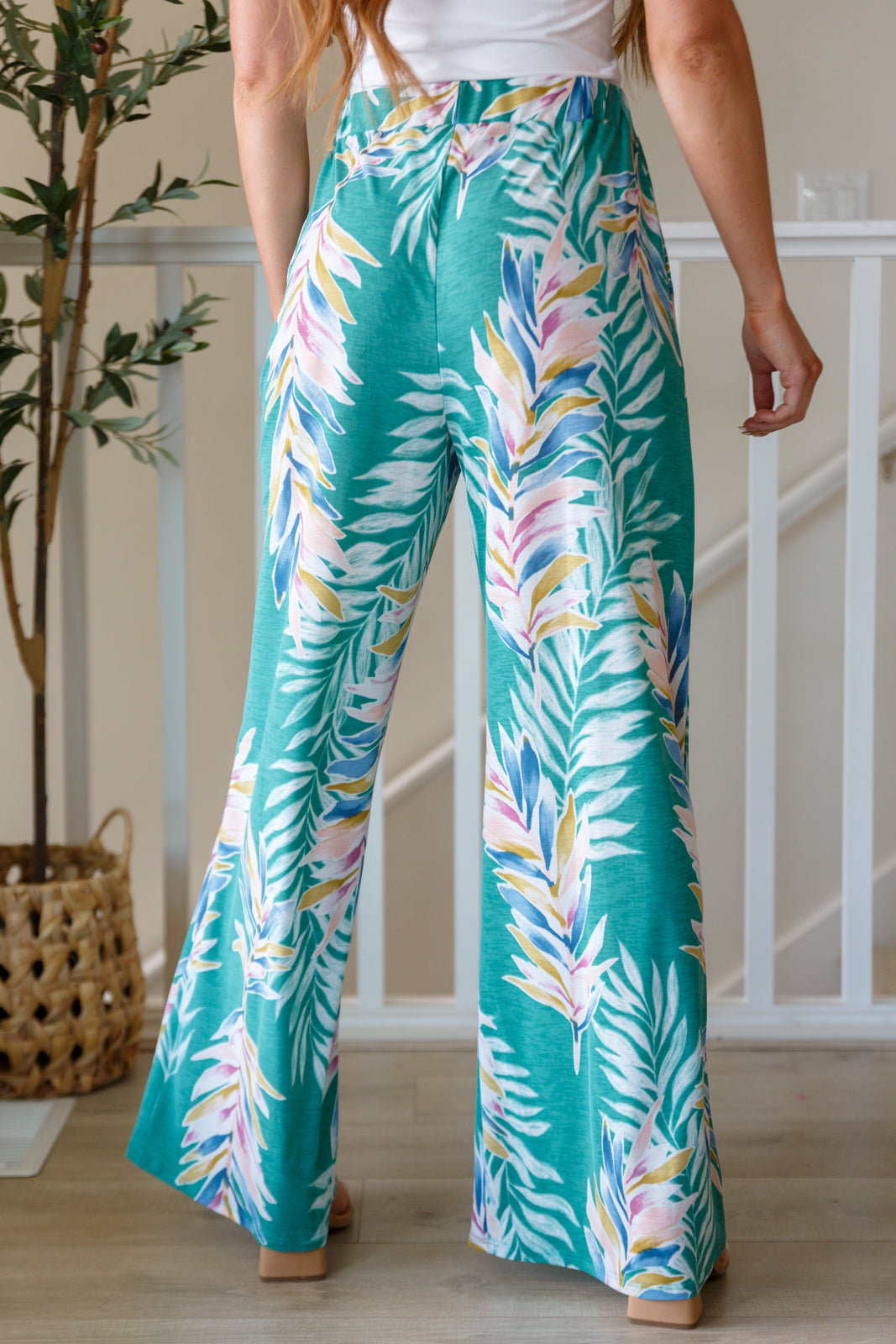 Hawaiiana Floral Pants - Southern Divas Boutique