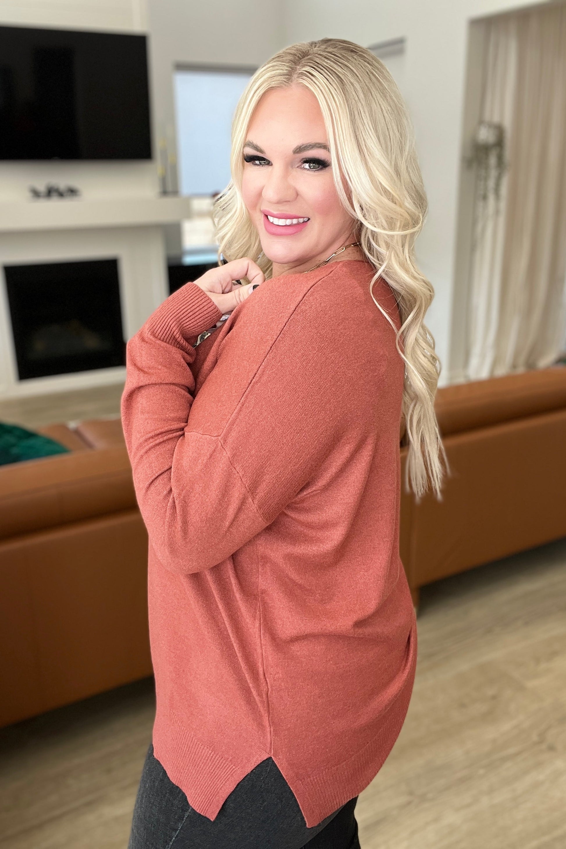 V-Neck Front Seam Sweater in Heather Rust - Southern Divas Boutique