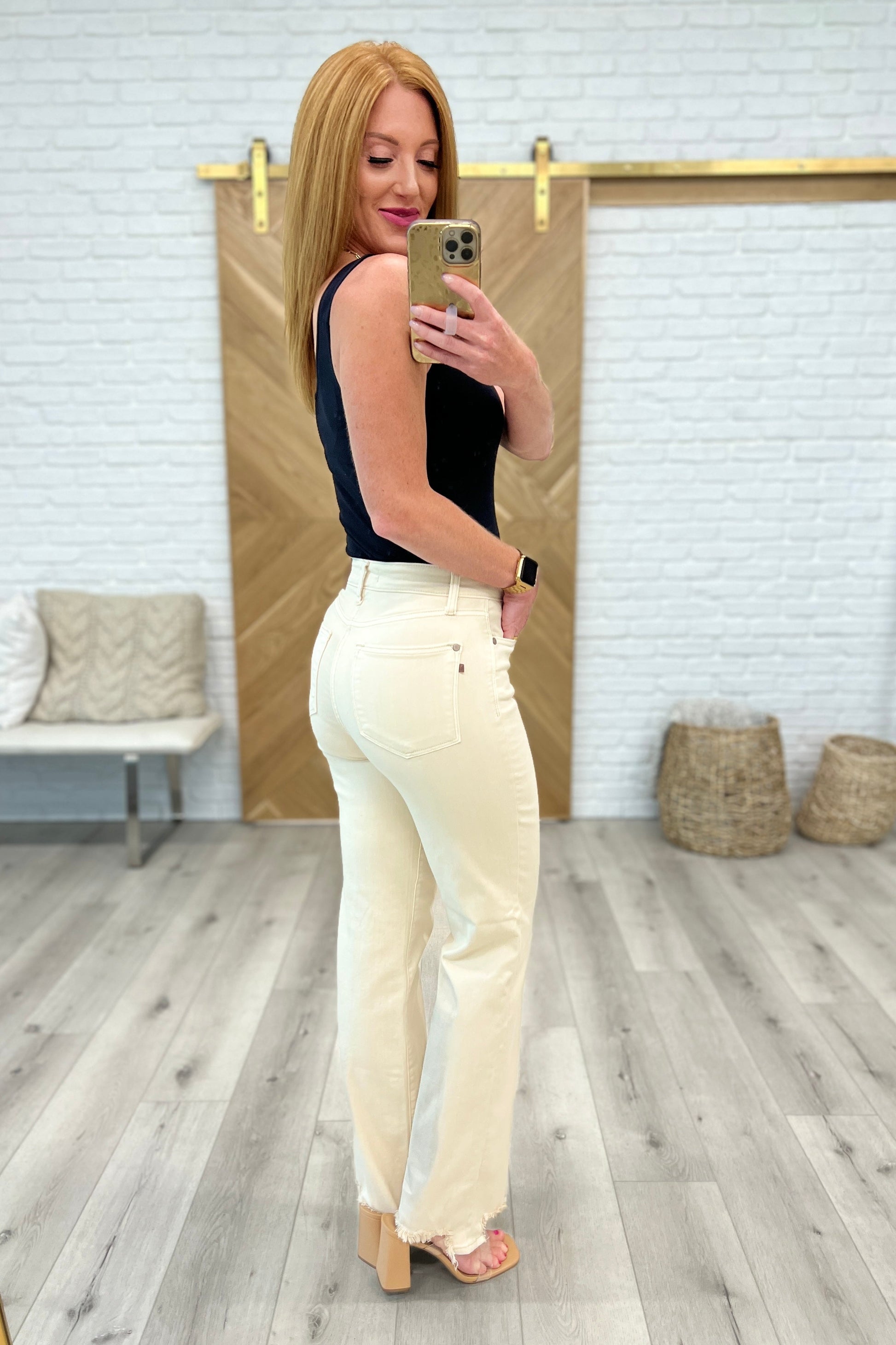 Alice High Rise Straight Jeans - Southern Divas Boutique