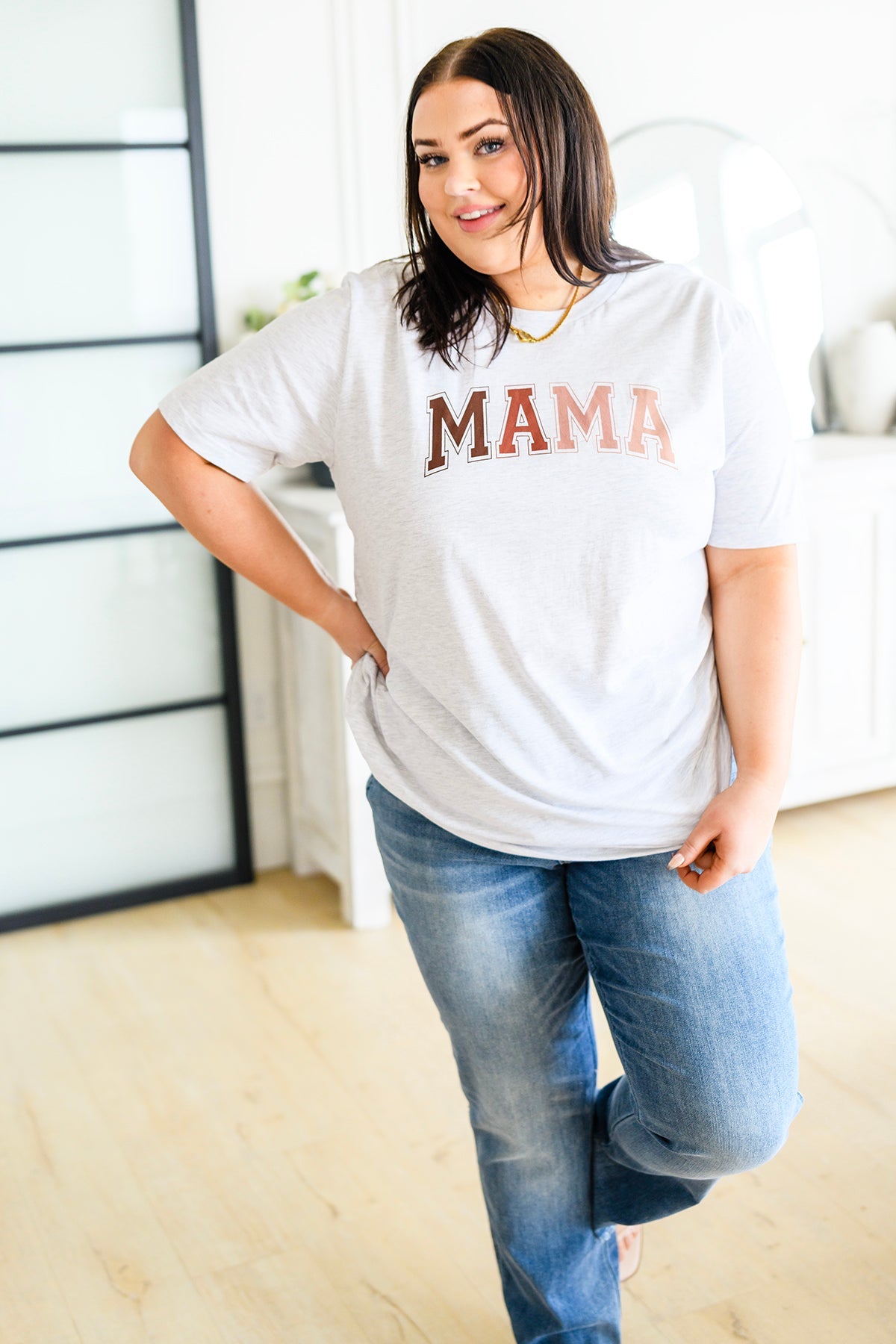 Mama Graphic Tee - Southern Divas Boutique
